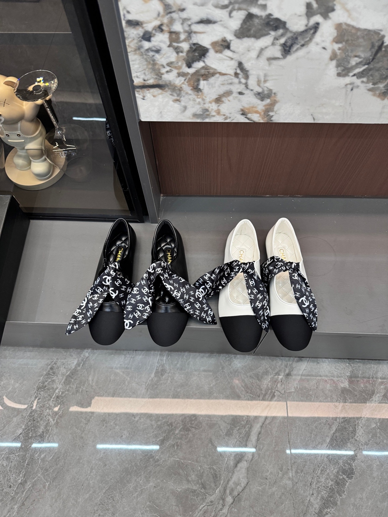 シャネルリボンパンプス レディース