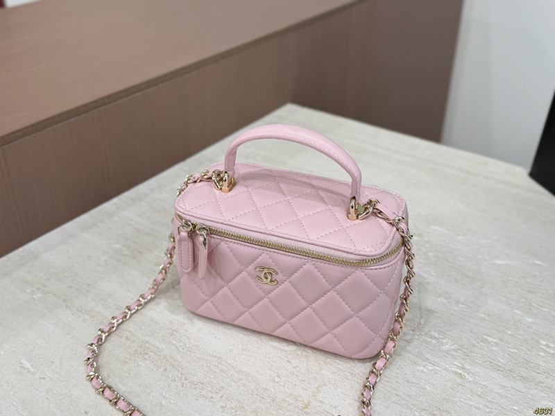 ブランドシャネルボックスバッグ