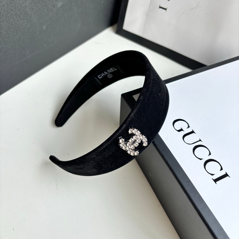 シャネルカチューシャレディース