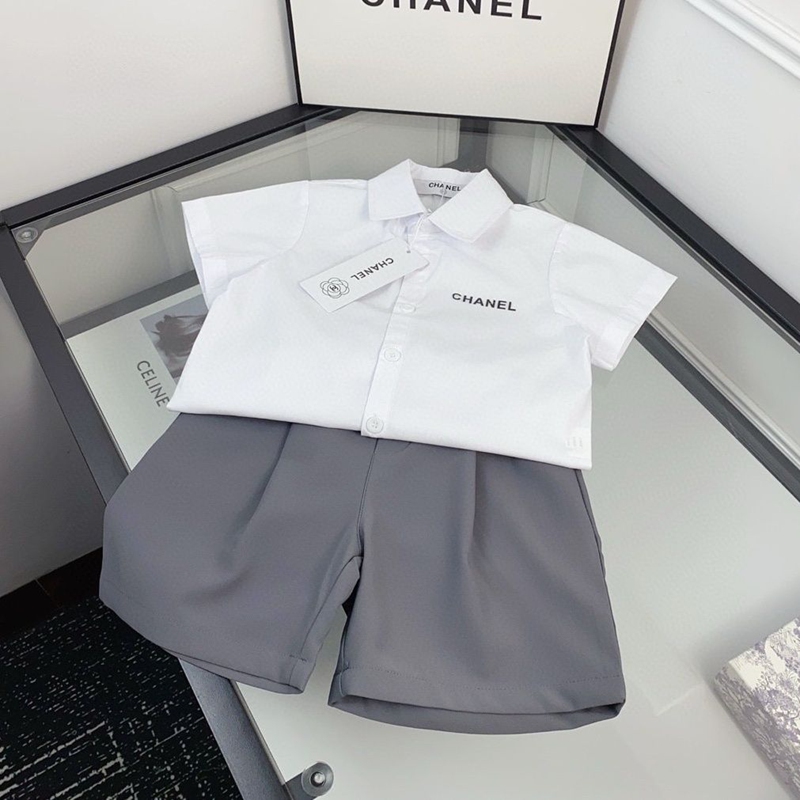 Chanel子供洋服セットアップ