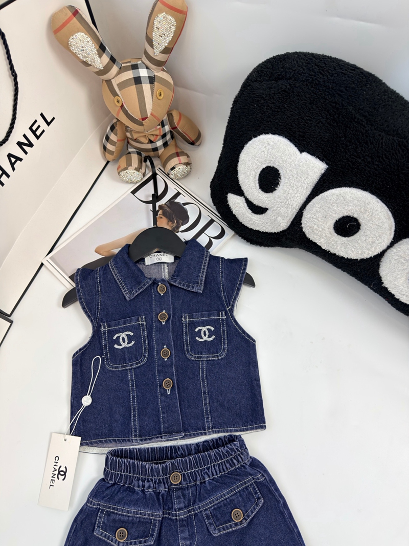 Chanel ガールズデニム服 セットアップ