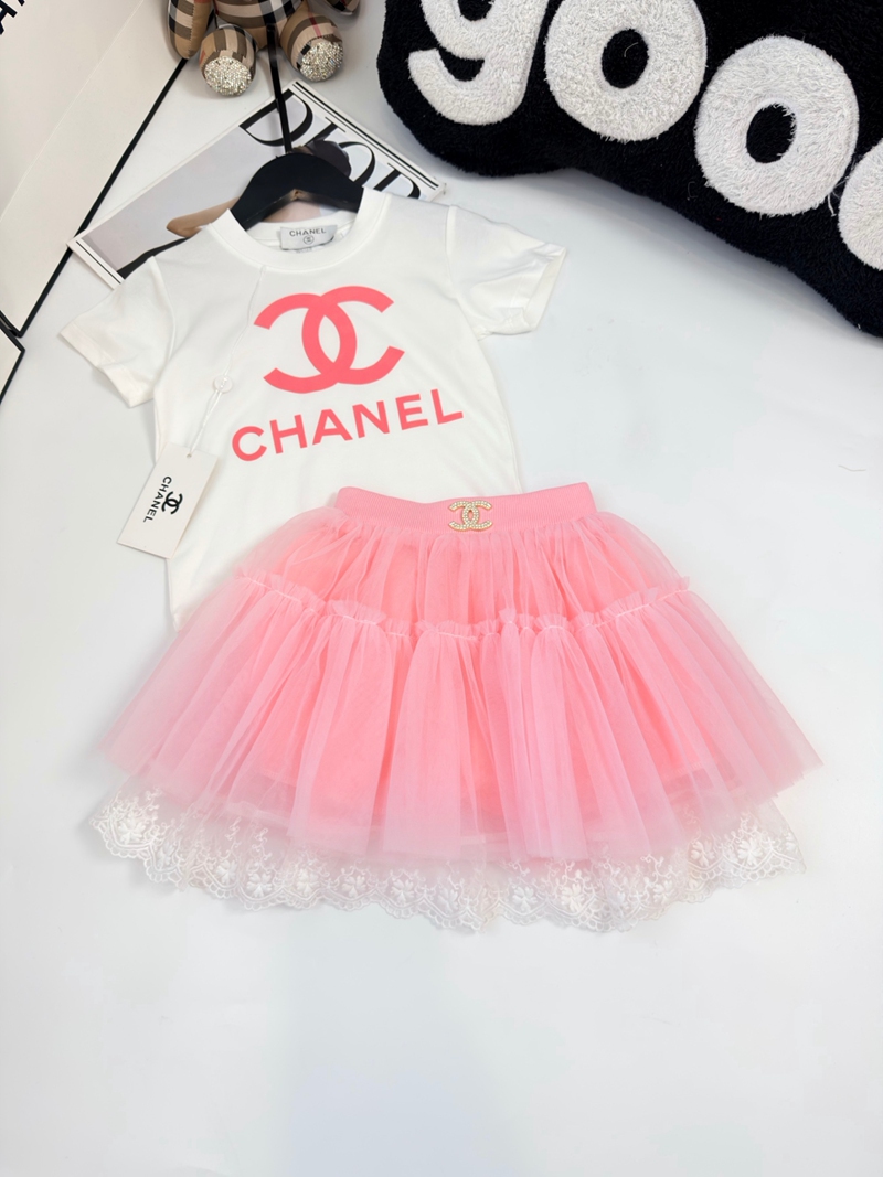 シャネルキッズ半袖シャツチュールスカート