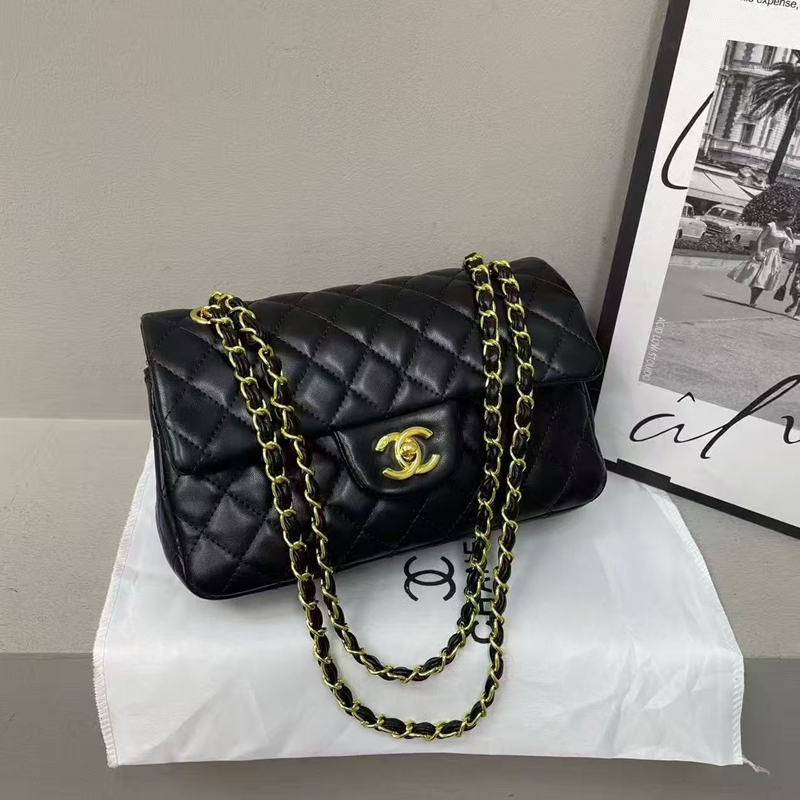 Chanel 肩掛けバッグブランド男女兼用