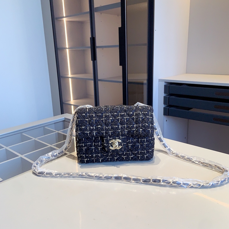 CHANEL チェーンバッグ 気質