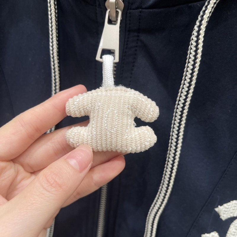 ハイブランド Chanelジップアップコート