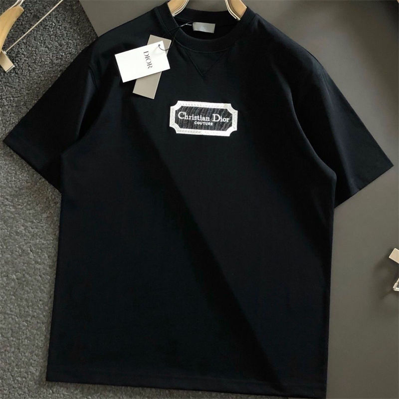 Dior 大人の上質Tシャツ
