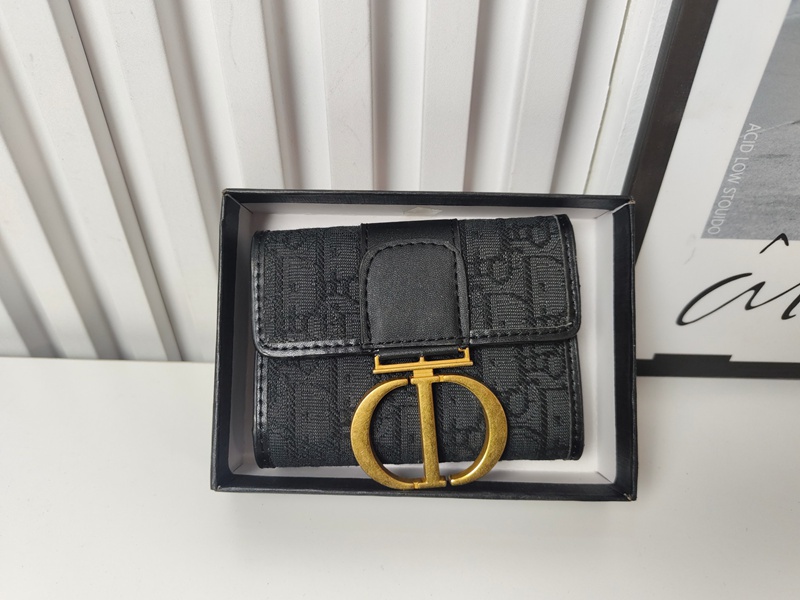 ディオールミニウォレットレディース