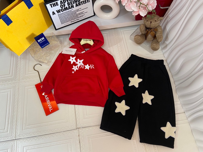 ディオール子供ジャージセットアップ