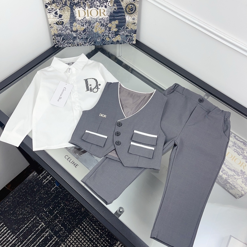 Dior ブランド子供服セットアップ