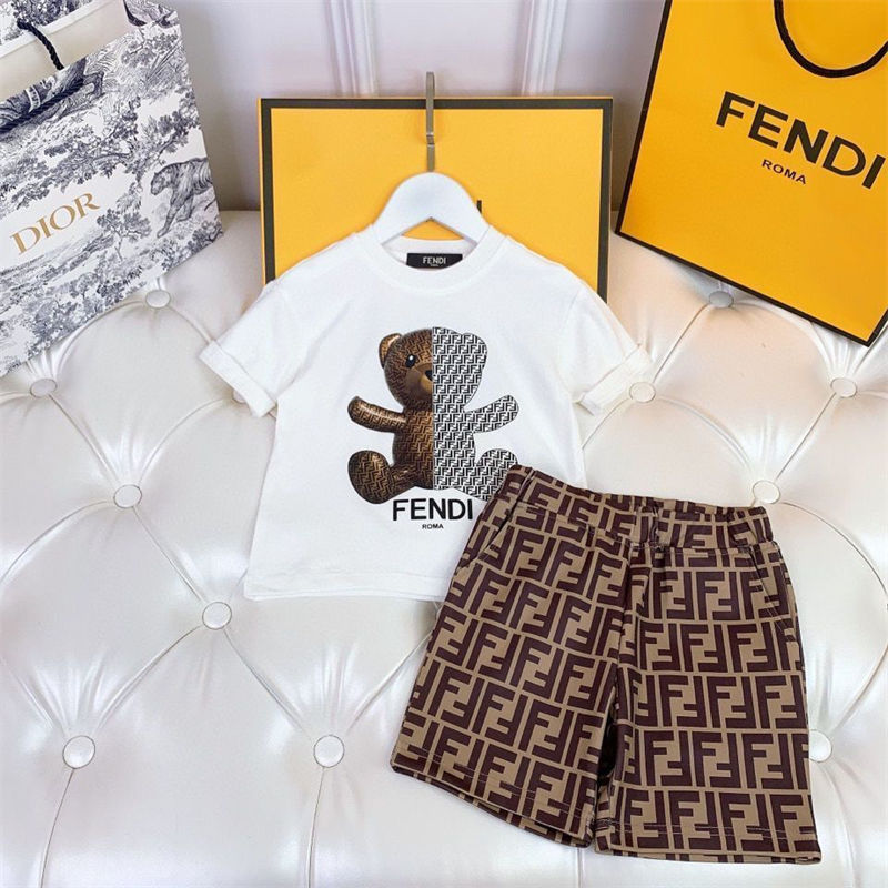 フェンディキッズ服ハーフパンツ