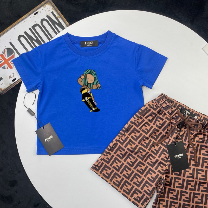 Fendi子供半袖 Tシャツ