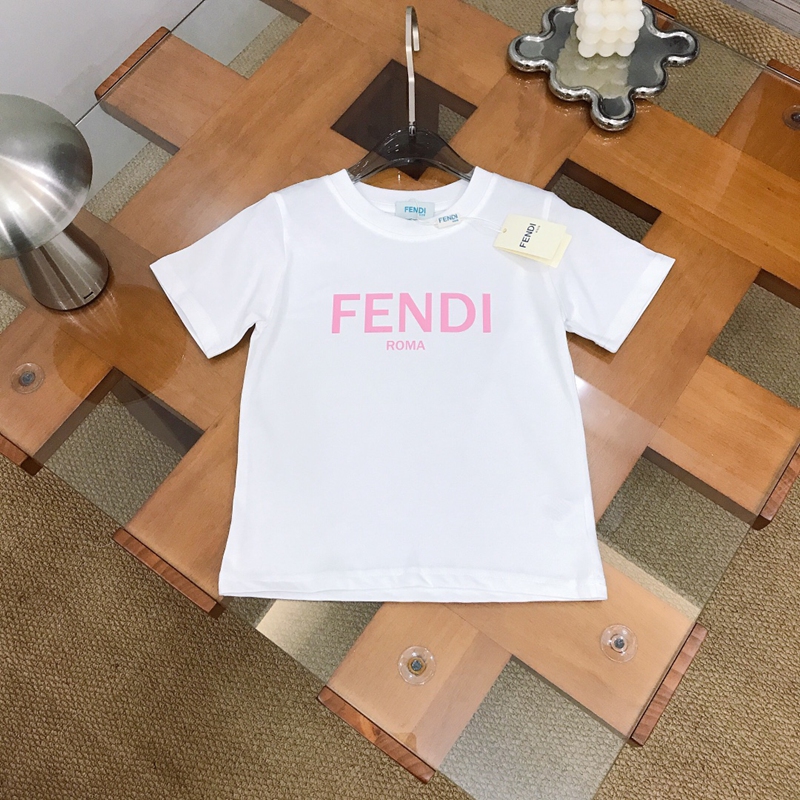 フェンディtシャツオーバーサイズ