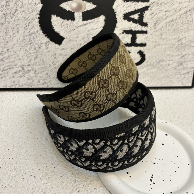 Diorカチューシャブランドかわいい