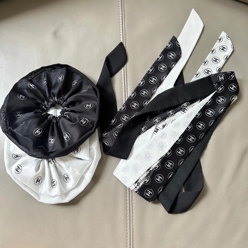 ブランドシャネルヘアゴム髪アレンジ