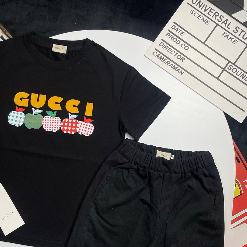 ブランドGG 子供服セットアップ