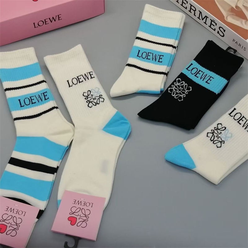 ブランドLOEWE ミドルソックス