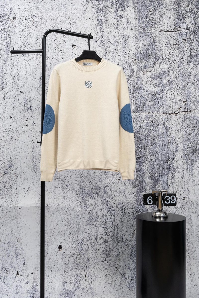 ロエベニット セーター