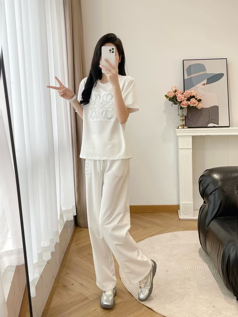 ブランドLOEWEレディースセットアップ