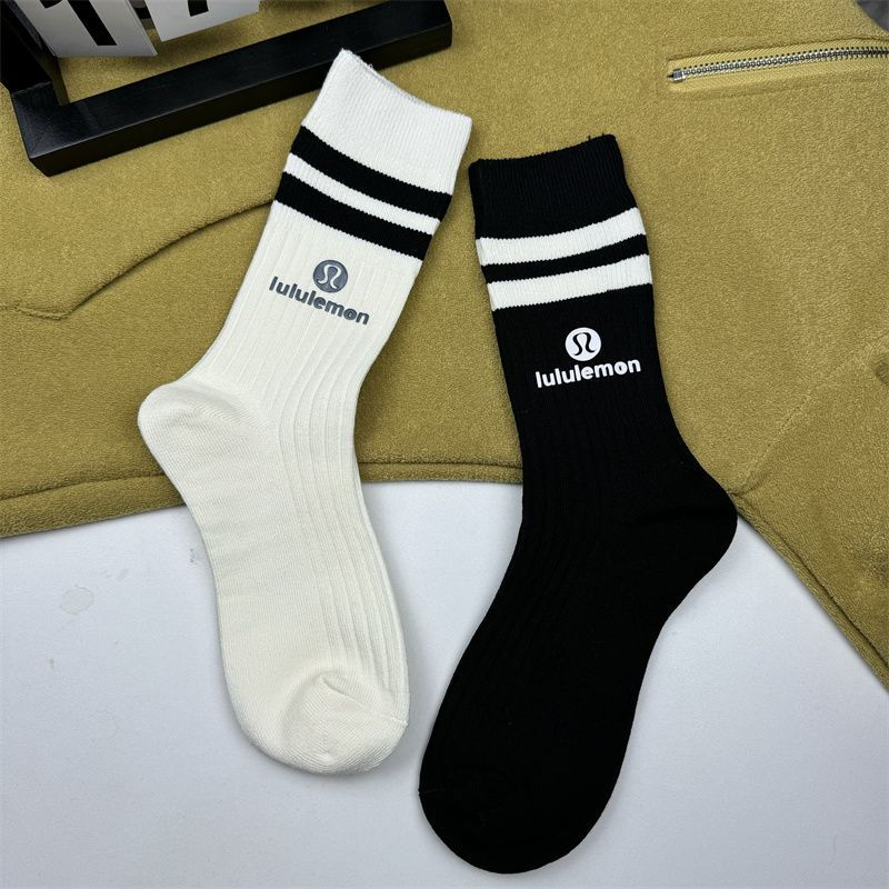 ブランド lululemon ハイソックス