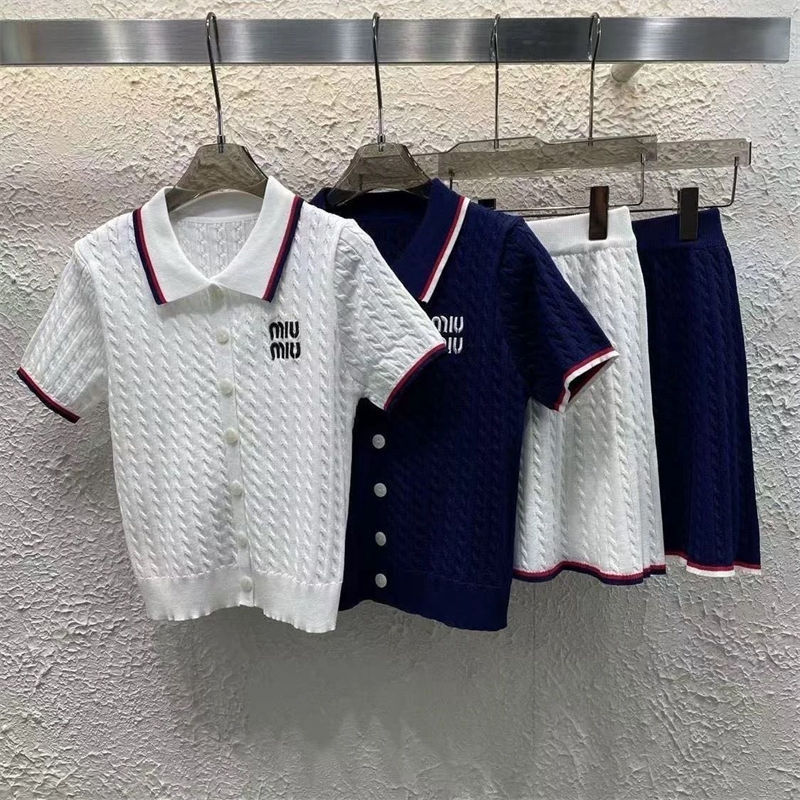ミュウミュウハイブランド女の子セットアップ