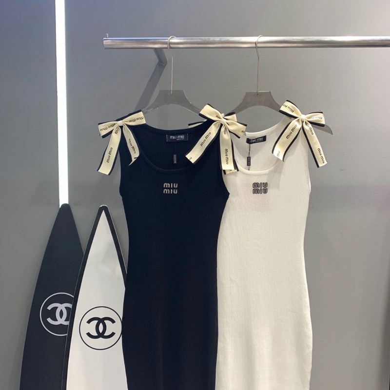 ブランドMiuMiu ニットドレス