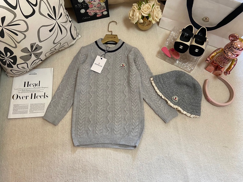 Moncler ロングニットワンピース