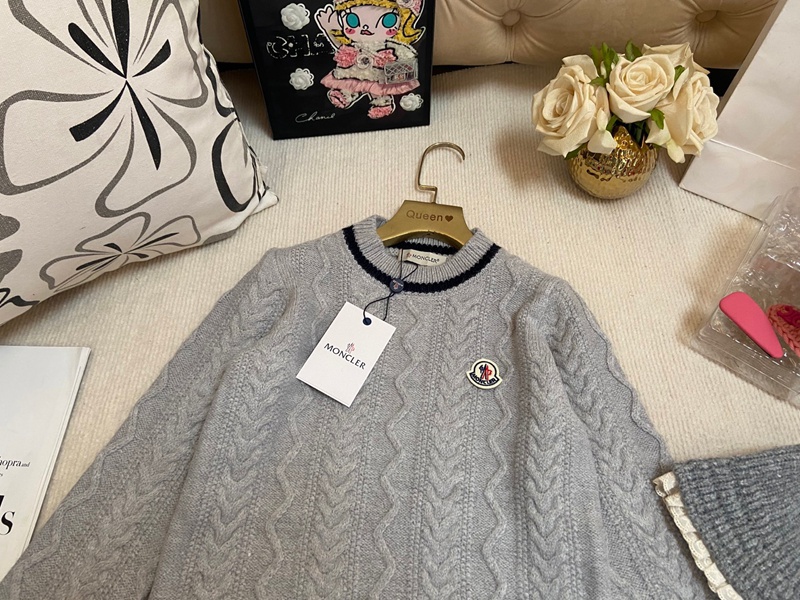モンクレールキッズ長袖ニットセーター