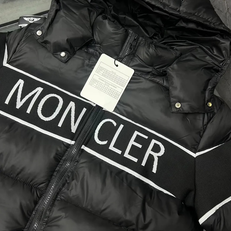 ブランドMoncler ユニセックス中綿ジャケット