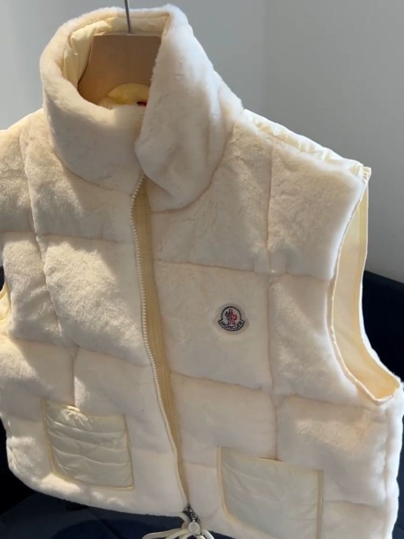 ブランドMonclerキッズボアベスト