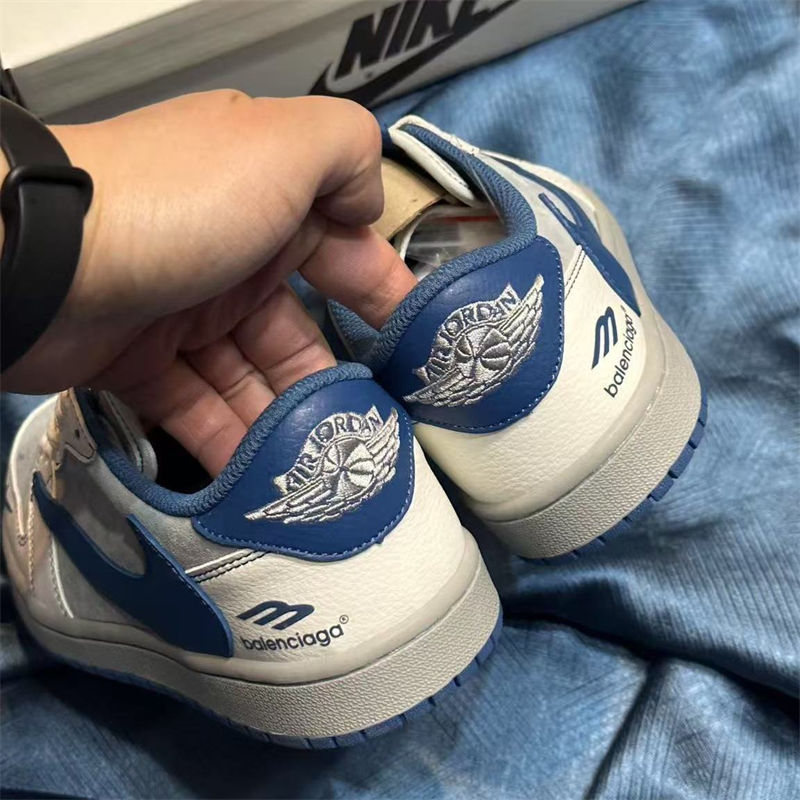 Nike&バレンシアガスニーカー