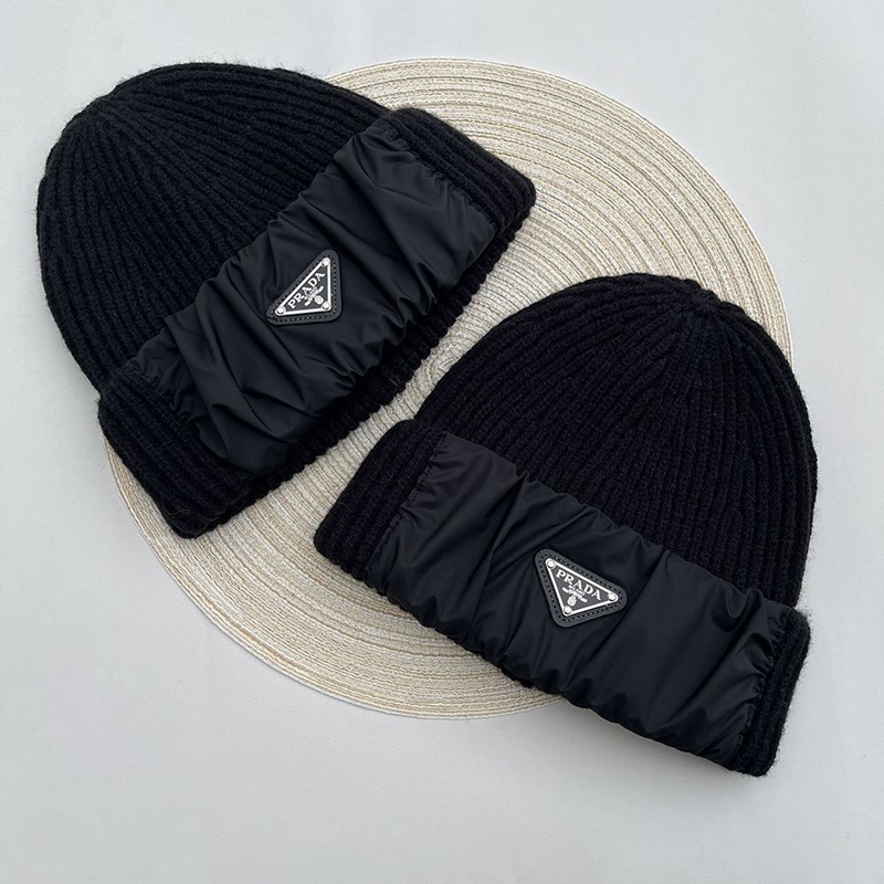 ハイブランドビーニー帽 Pradaニット帽