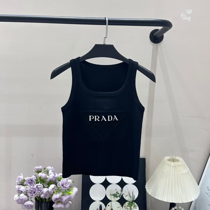 Prada 韓国 サマーニット tシャツ