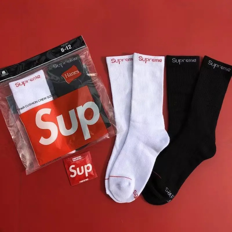 ブランドSupreme ソックス 男女兼用