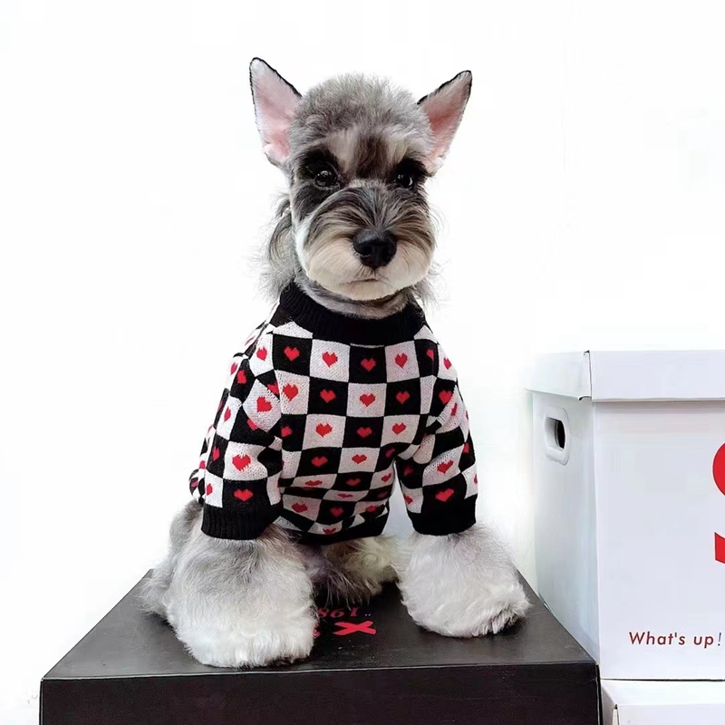 ブランドディオールペット用品Dior犬用ニット猫セーター犬の冬服ハートマーク