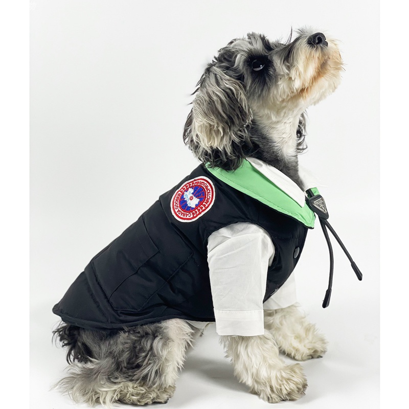 CANADA GOOSE 犬服 ダウンジャケット 防寒ベスト 