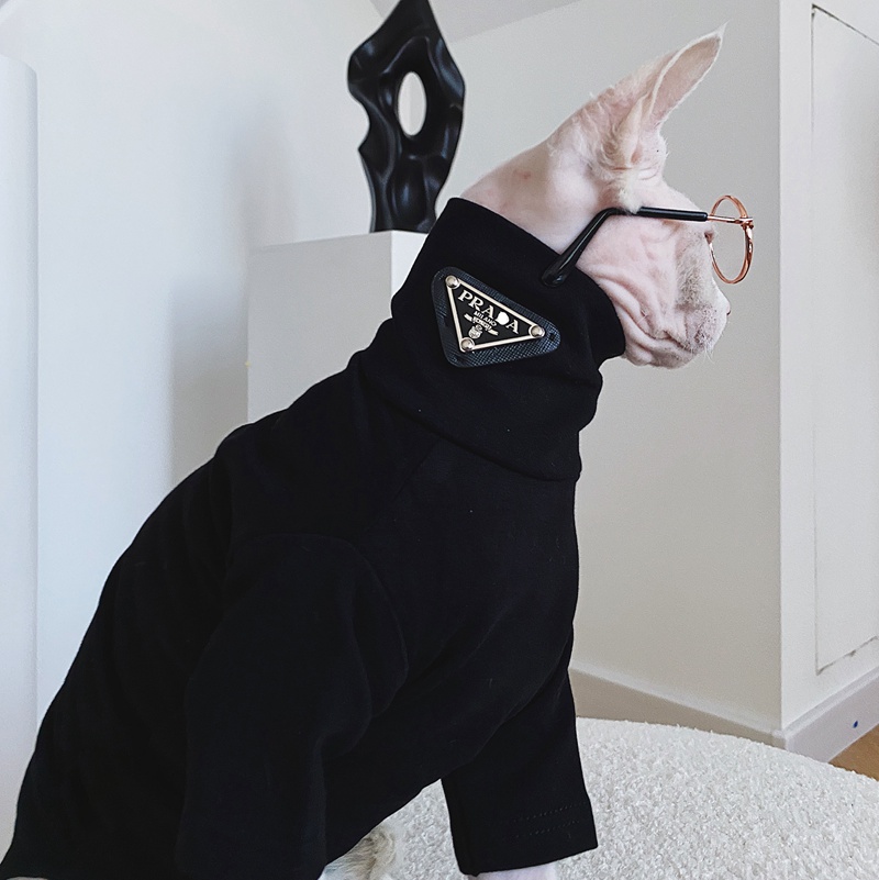 PRADA猫の洋服 ロゴ付き ボックス ペット服 シンプル 子犬のシャツ 