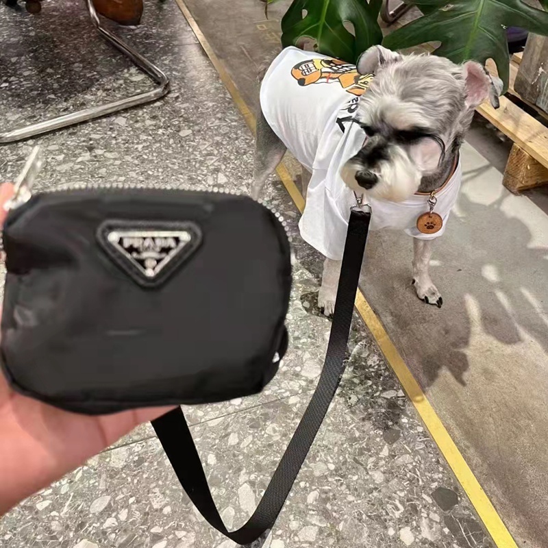 prada ブランド 犬用品 プラダ dogお出かけ用リード ナイロン製 頑丈 ...