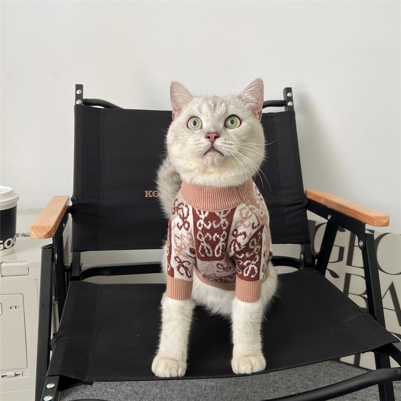 Loeweブランド ペット 犬 服 秋冬 セーター 猫服