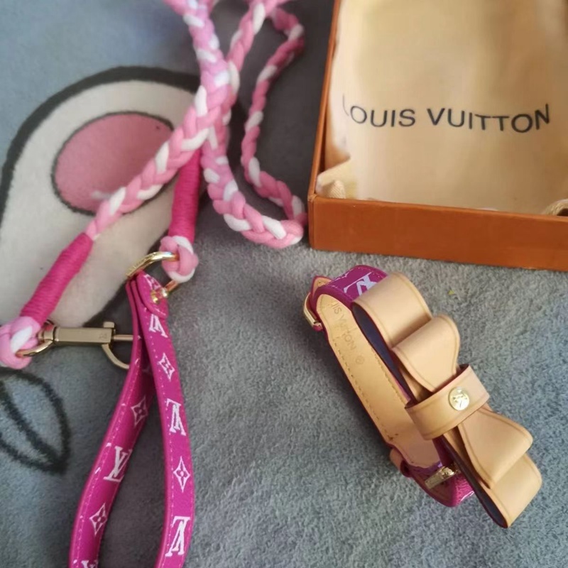 LV 猫の用品 人気 レザー首輪 犬の蝶結びくびわ